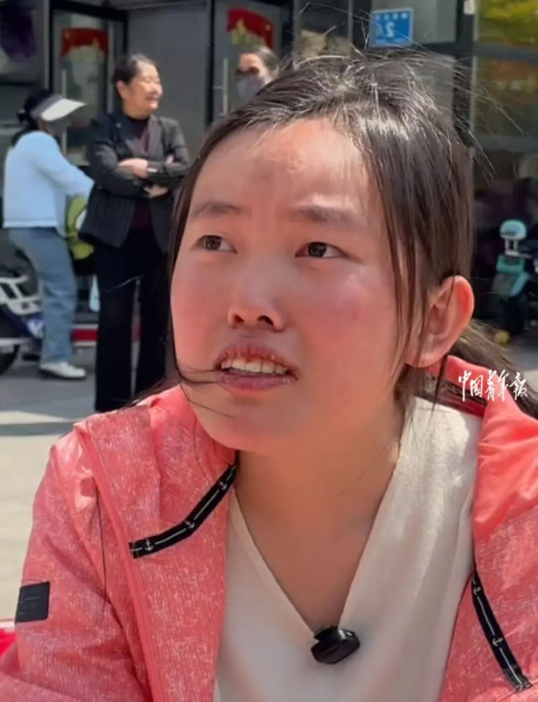 “卖枣救母”的大学生，账号被冒充