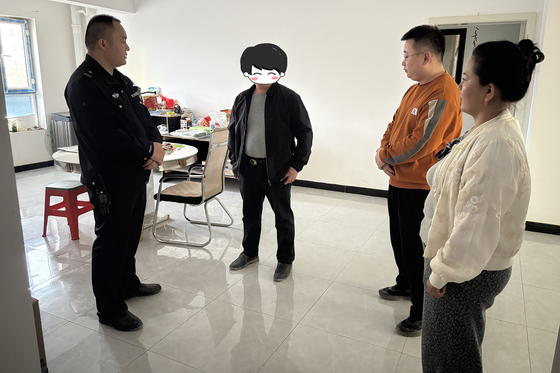 跨境电商学习暗藏陷阱！新疆轮台民警守住群众5万元血汗钱