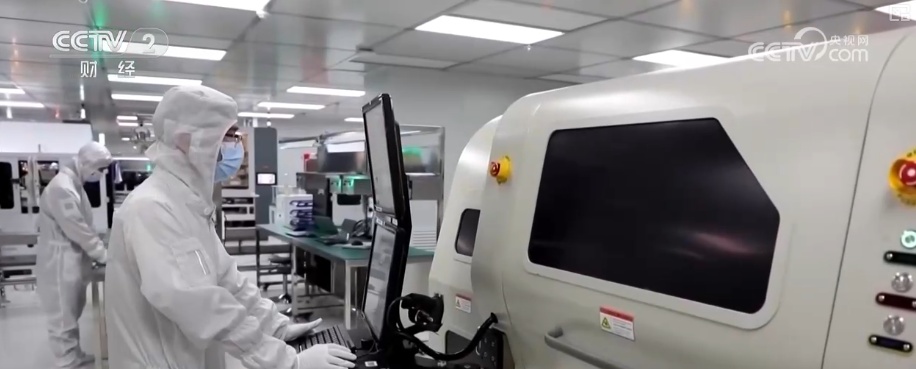 做大做好服务业蛋糕 以强大“中国服务”支撑更高端“中国制造”