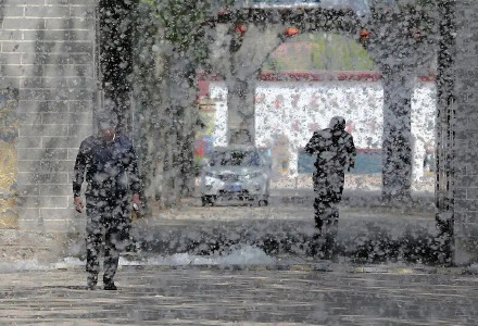 孩子点燃柳絮引发火灾殃及邻居，家长被判赔偿11万余元