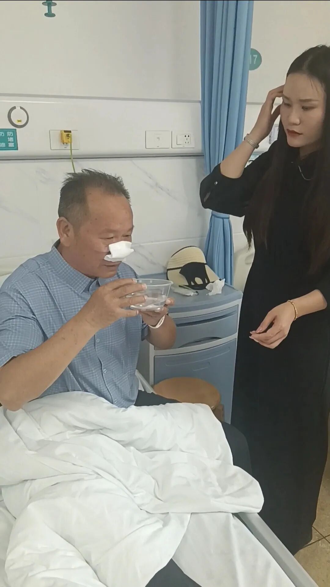 对话与歹徒搏斗被咬掉鼻子的郴州老人：从小是孤儿吃百家饭长大，即使老了也想发光发热