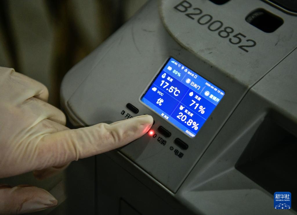 “五一”临近 “高铁快运”助力宠物出行