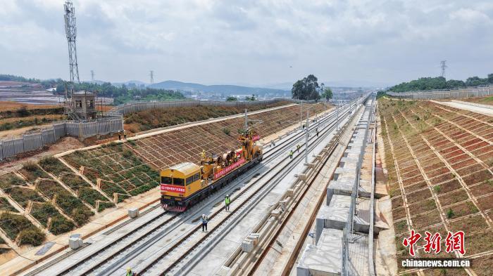 渝昆高铁全线四电工程施工进入冲刺阶段