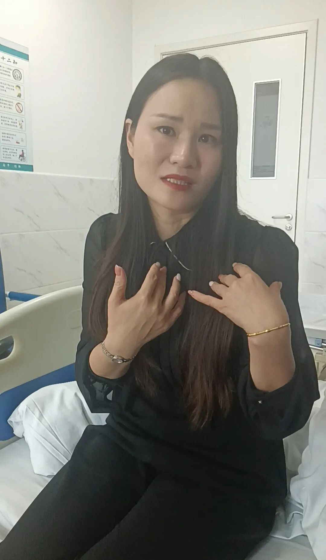 对话与歹徒搏斗被咬掉鼻子的郴州老人：从小是孤儿吃百家饭长大，即使老了也想发光发热