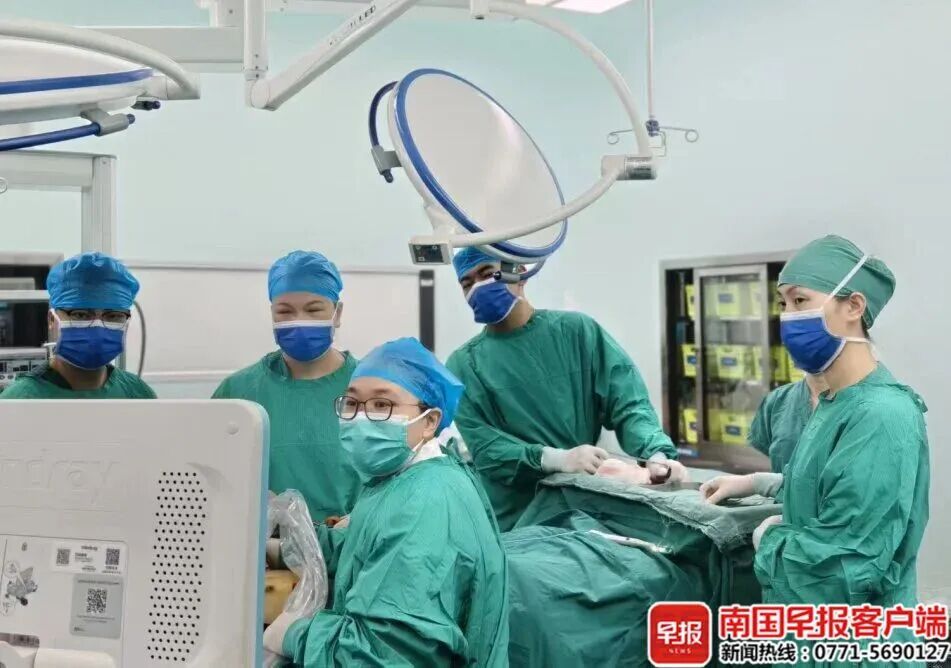 18岁女生双乳长了84个肿块，最大的如鹅蛋大小！医生紧急提醒……