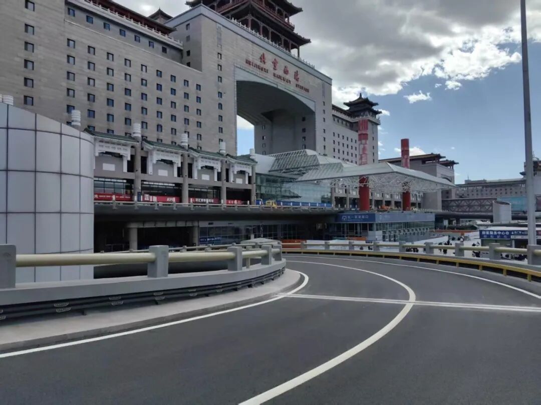 提醒！北京明天晚高峰将提前至14:00