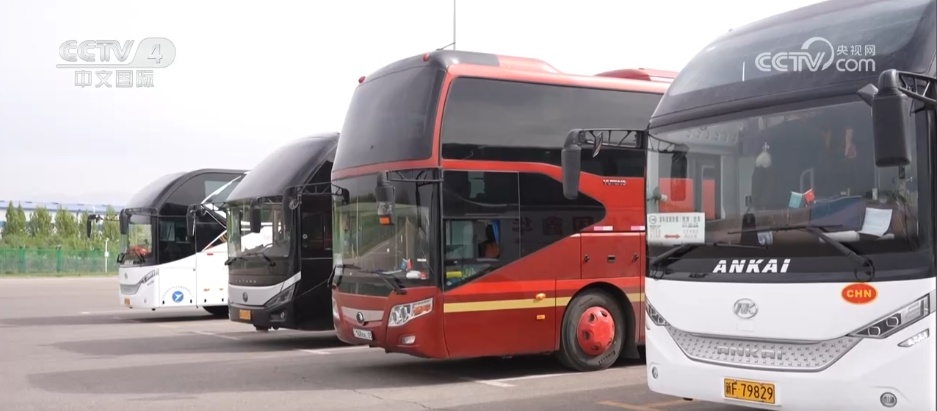 “流动的中国”活力满满 各地各部门多举措保障假期顺畅出行