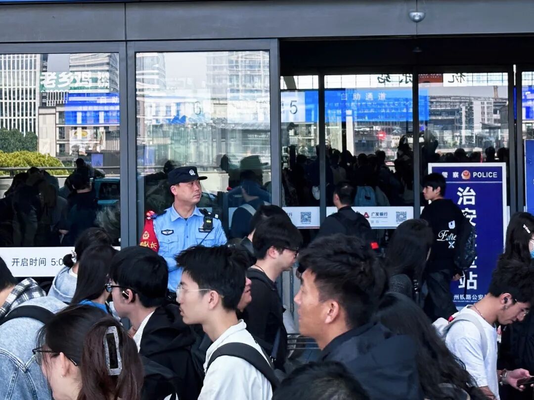 杭州东站实况！浙A大军出动了！部分高速进口关闭！重要提醒
