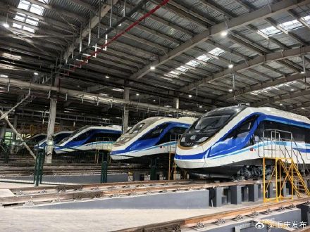 重庆轨道15号线开通倒计时