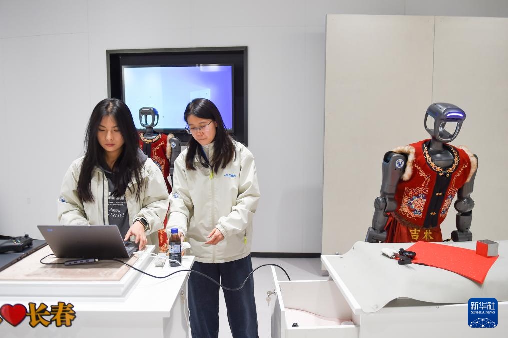 机器人数据采集工程师：打通仿生机器人应用的“最后一公里”