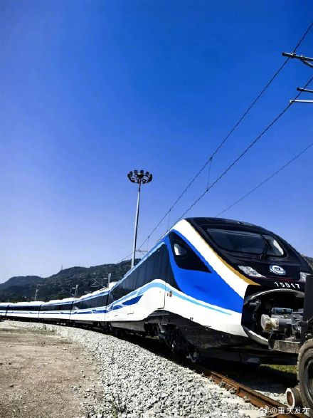 重庆轨道15号线开通倒计时