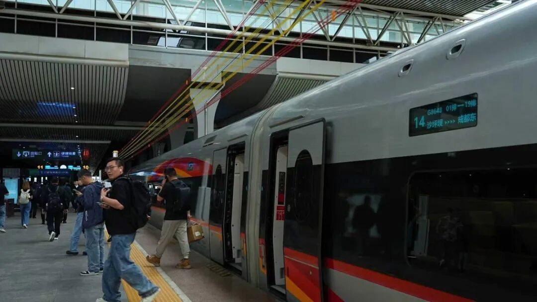 高峰预警！快看“五一”铁路出行，成都人最爱去哪些地方？