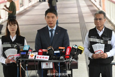 香港最严控烟令实施首日已开罚单