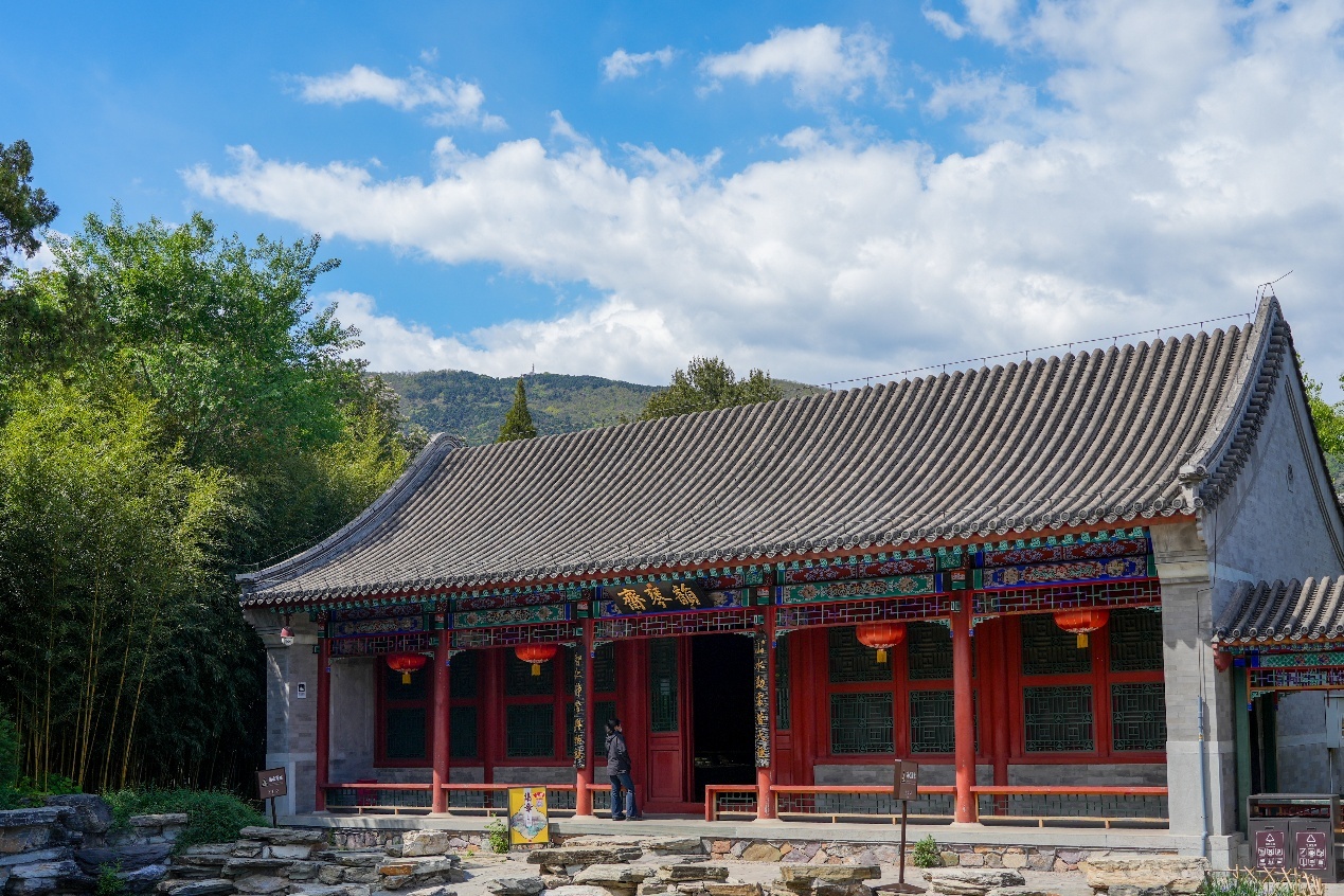 碧空流云下的北京公园有多美？组图来袭