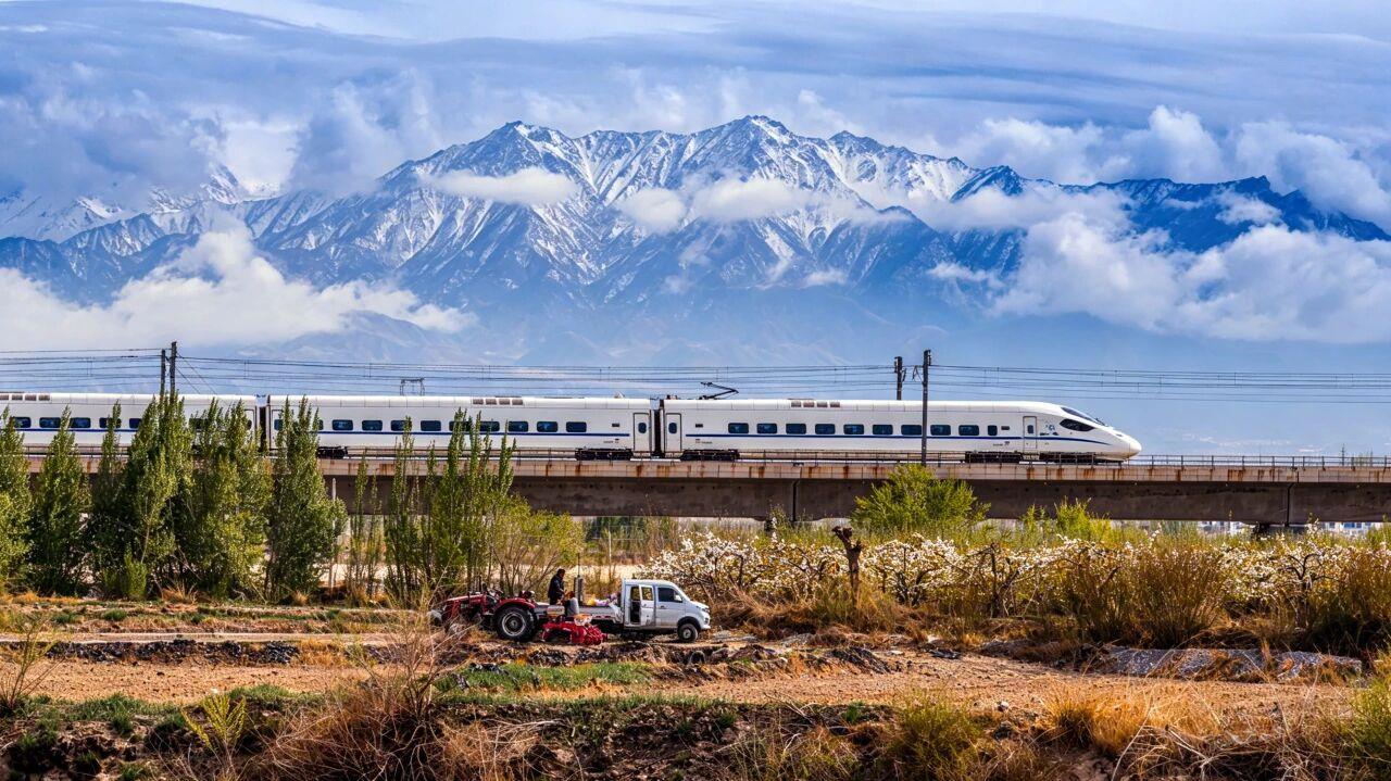 全国铁路今天预计发送旅客1995万人次 这些线路仍有余票
