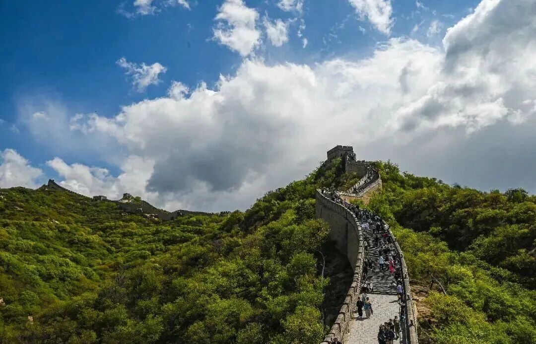 “五一”假期期间，八达岭长城景区将适时启动临时管控
