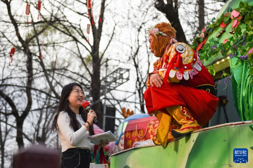 职业超有料丨“雪饼猴”王铁柱——景区NPC，用热爱点亮文旅新赛道