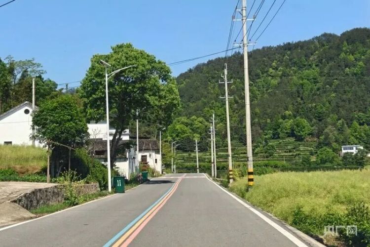 天柱山景区“摆渡车问题”被点名后，记者实探