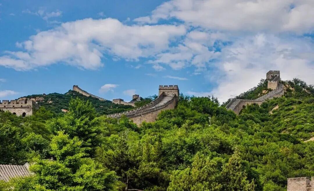 “五一”假期期间，八达岭长城景区将适时启动临时管控
