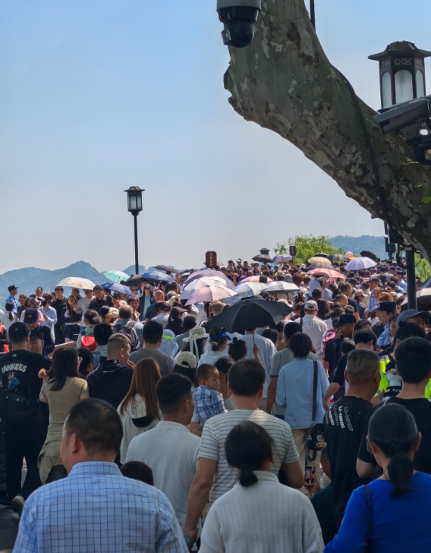 确认：暴雨、9级大风！大范围影响浙江，杭州人抓紧享受：这波很猛