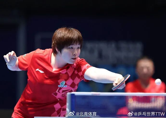 伦敦世乒赛中国女团两连胜，蒯曼回应一日两赛：上午打完才知道下午也要打，但各方面都方便，时间也充裕，不算紧张