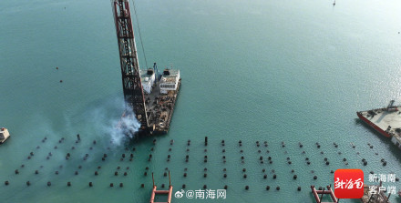 三亚港南山港区货运码头二期工程沉桩完成