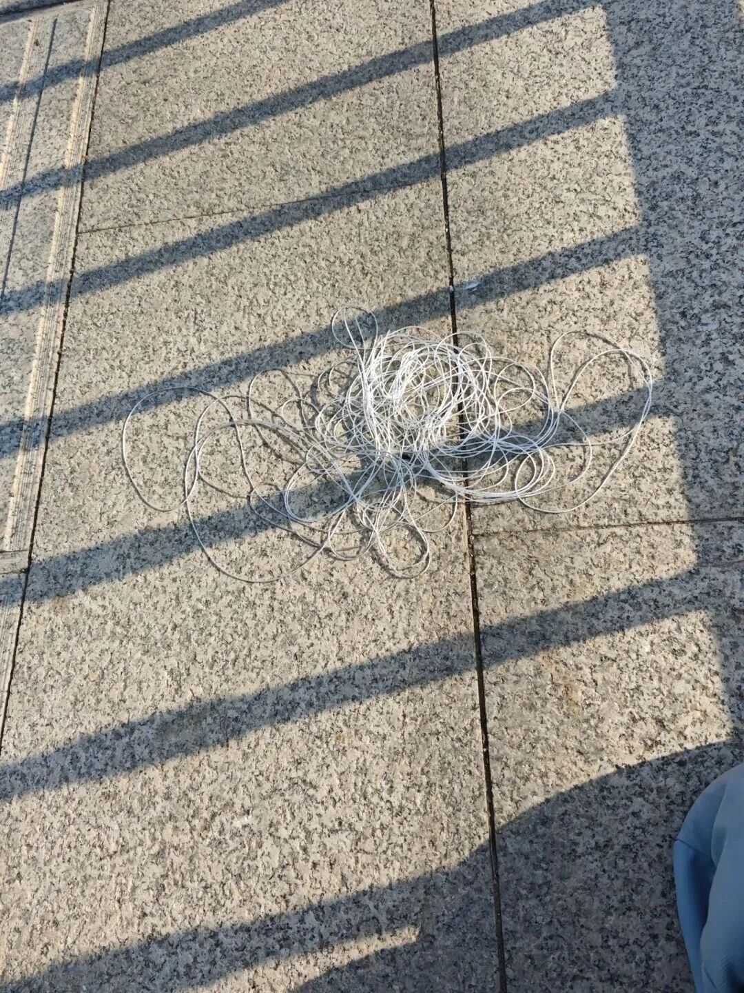 有人已被割脸！警惕“隐形杀手”风筝线