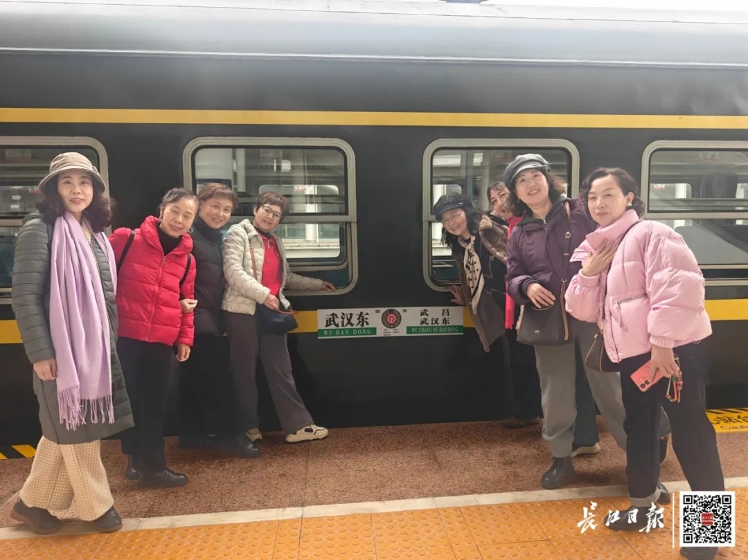 5月7日起，武汉环城列车升级为空调车
