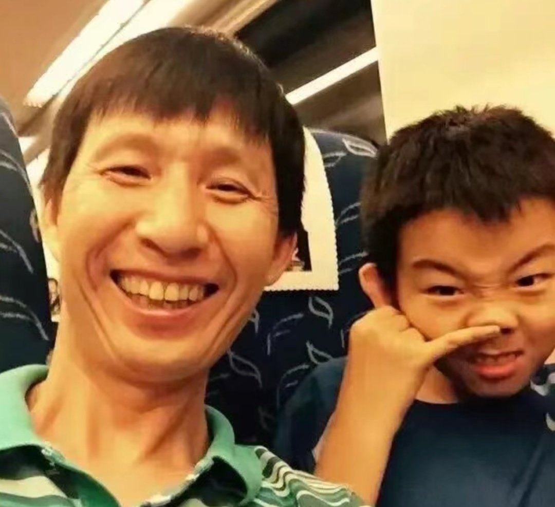 中国00后小将吴宜泽，获得斯诺克世锦赛冠军