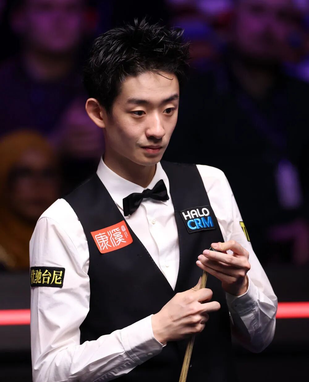 “00后”吴宜泽，世界冠军！丁俊晖、赵心童发文祝贺