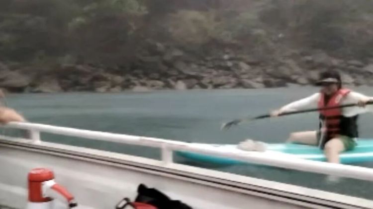 红水河“蓝刀鱼风暴”秒变体验“风暴”！广西突发强对流天气，9艘冲锋舟出动救援