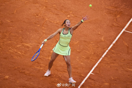 郑钦文获WTA1000罗马站开门红