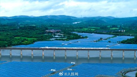 五一假期铁路运输旅客破1亿人次