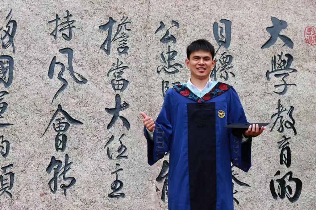 退役五年后，他被授予中尉军衔！