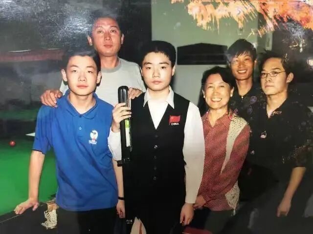 “00后”吴宜泽世锦赛夺冠创历史！“斯诺克冠军摇篮”东莞再出圈！