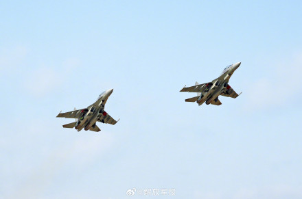 一键保存！空军战机训练酷图来了