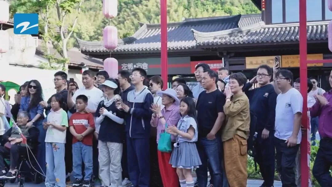 太火爆了！吸引超330万人！这种假期出行太有活力→