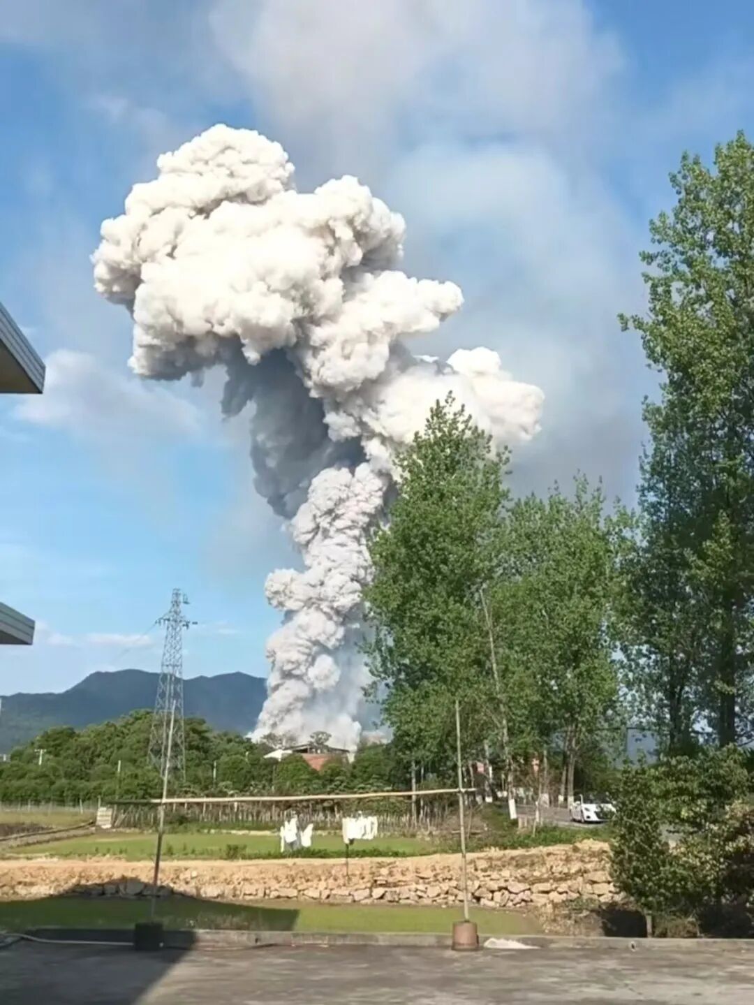 浏阳烟花厂爆炸事故已完成5轮搜救