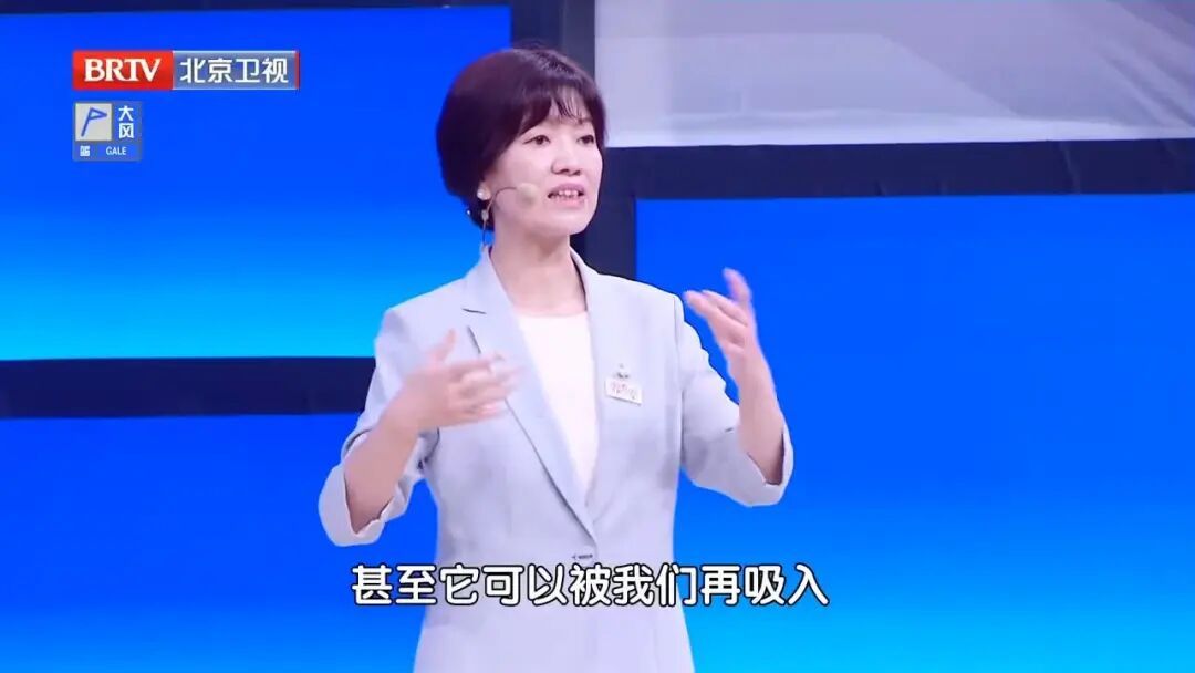 天天这样炒菜≈慢性中毒！伤肺毁血管，甚至会“养大”癌细胞