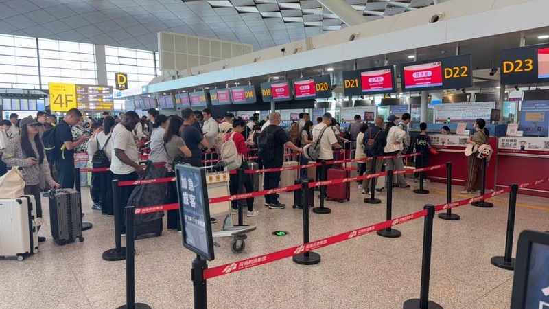 五一假期郑州机场保障超40万名旅客顺利出行