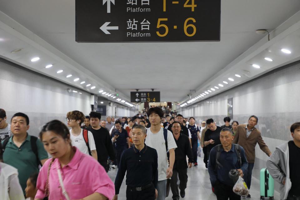 五一假期长沙火车站守护183.1万人次平安出行，三晚通宵开放第六候车室专人值守