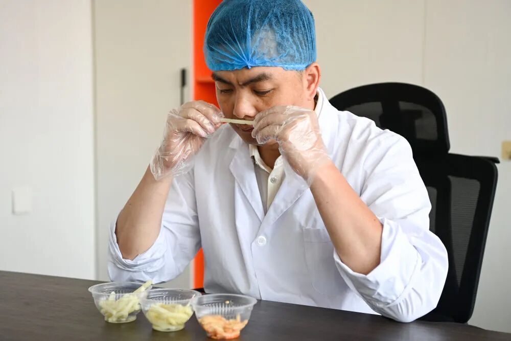 “闻臭师”，是个啥工作？