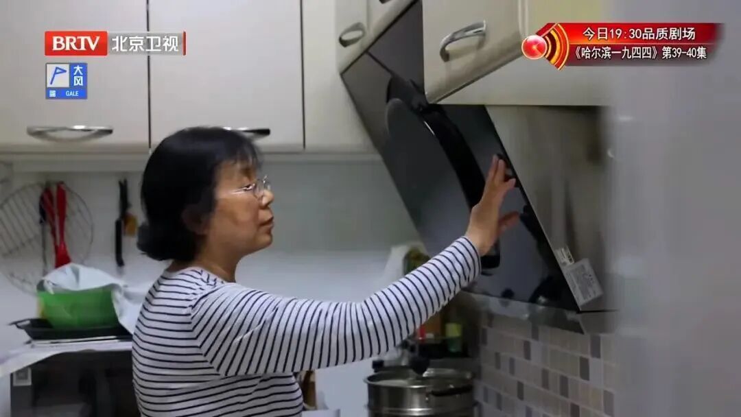 天天这样炒菜≈慢性中毒！伤肺毁血管，甚至会“养大”癌细胞
