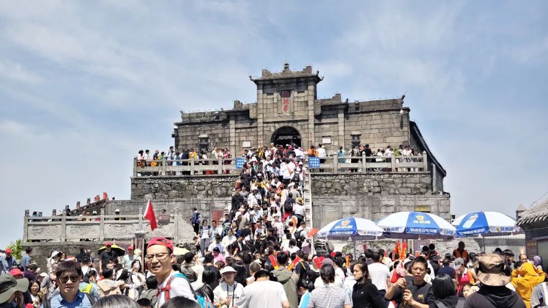 “五一”假期，湖南接待游客2530.27万人次