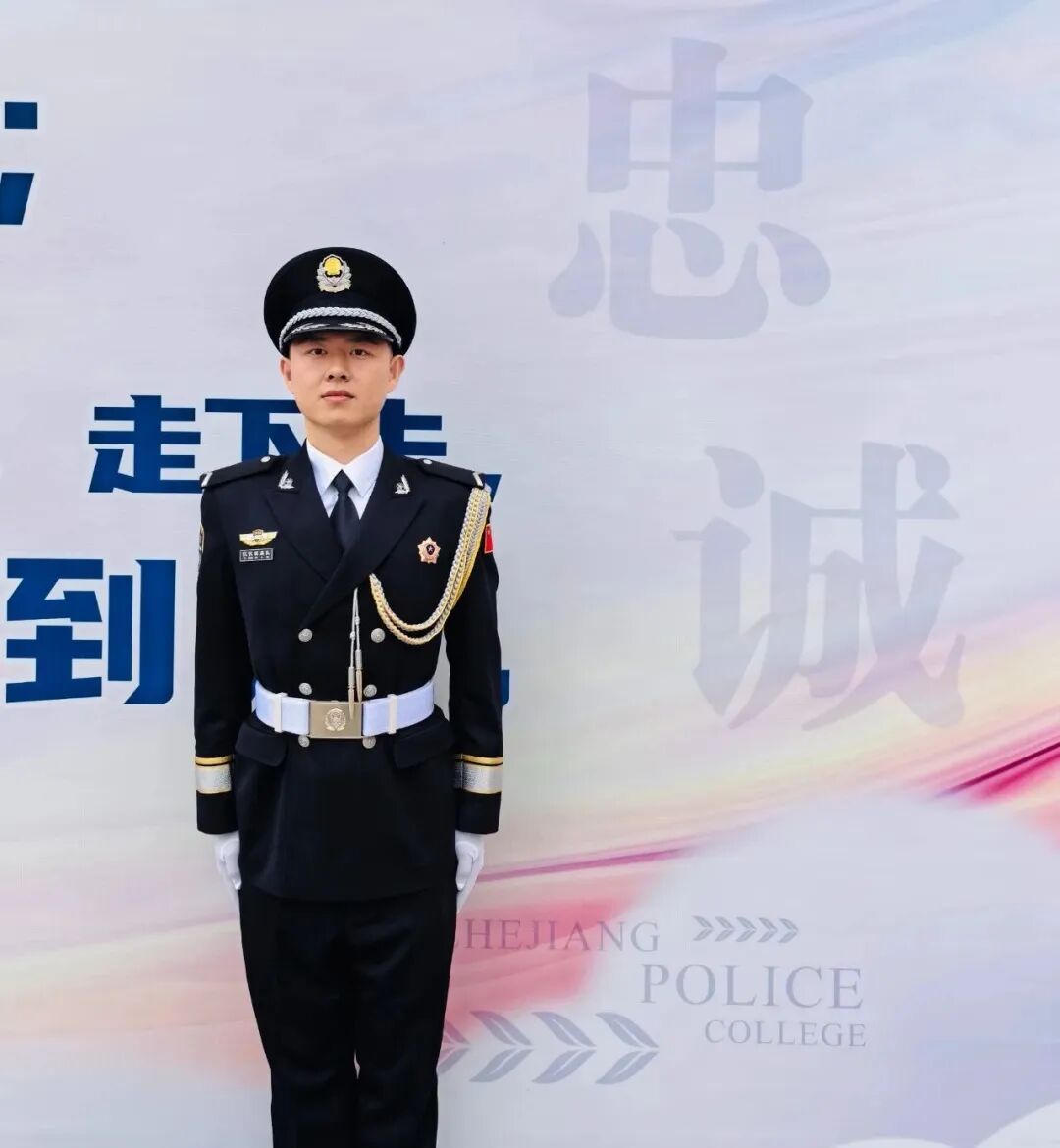 这把银碎屑，有“猫腻”