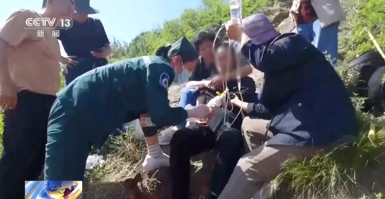 评估健康、结伴而行、选正规线路 老年人登山这些缺一不可