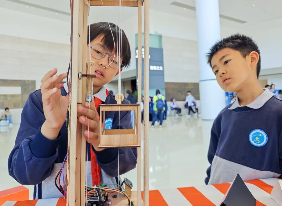 上海小学生的107个奇思妙想，惊动了科技馆