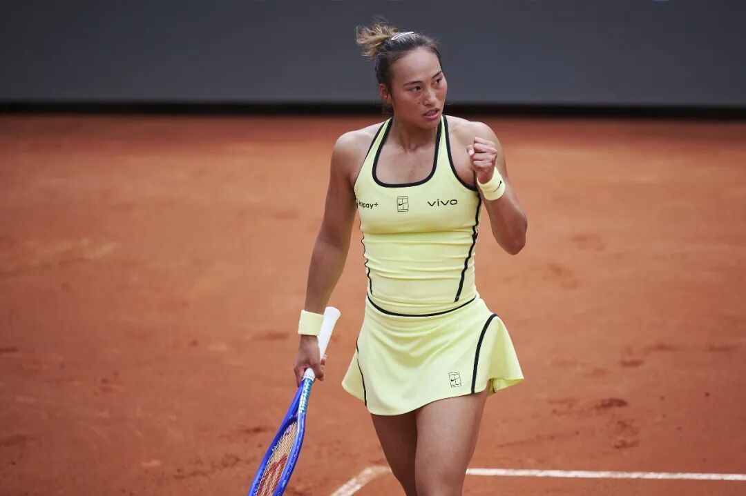 轰出11记Ace！郑钦文晋级WTA1000罗马站32强