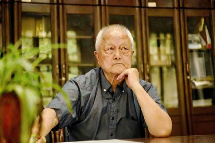 人民教师王先霈教授逝世
