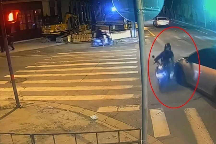 “这哪是罚款，这是救命啊！”来沪小伙骑车没戴头盔遭罚款，事后他送来感谢信